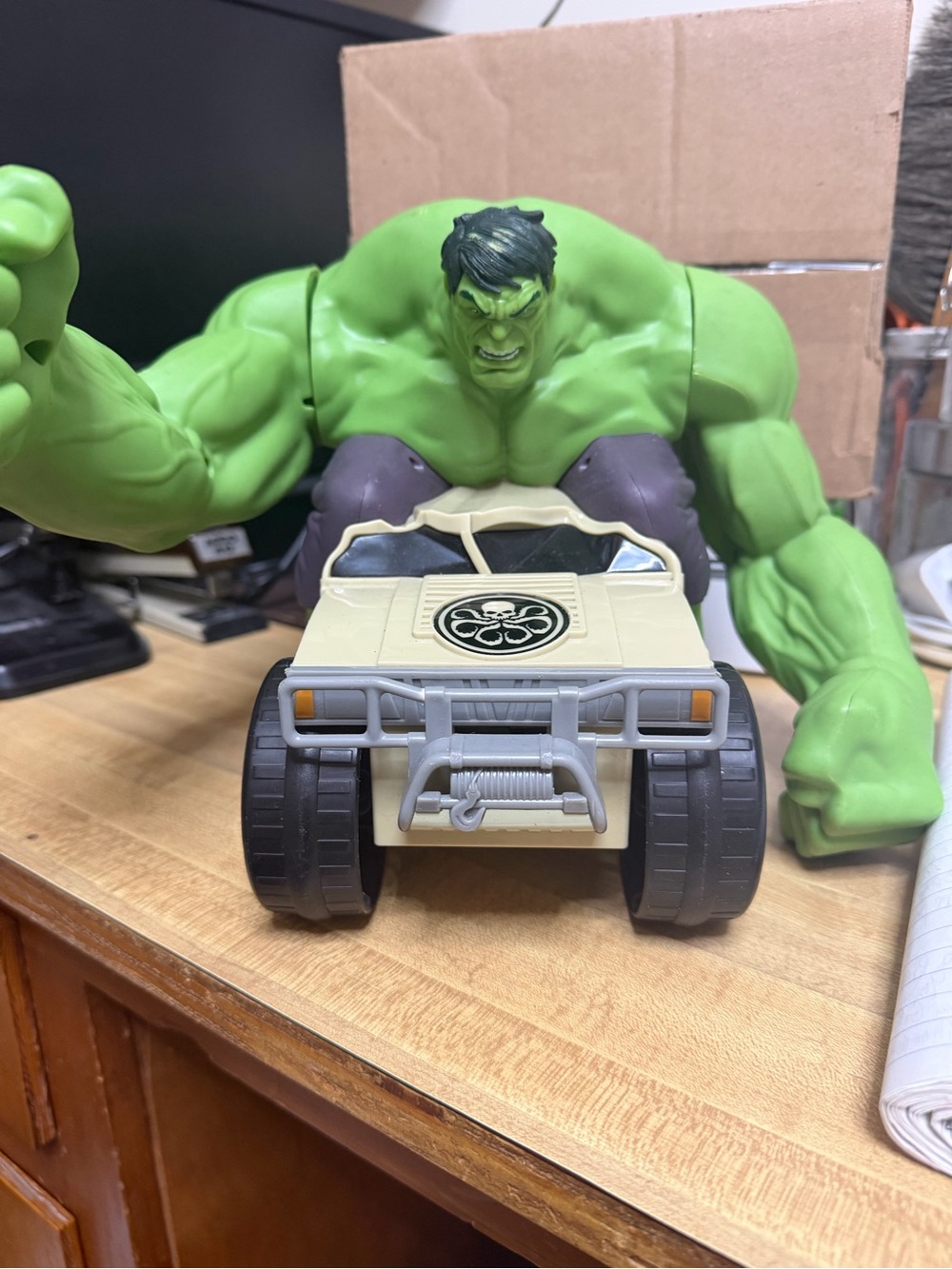 Marvel Hulk Green Action Figure with Cream and Gray Jeep